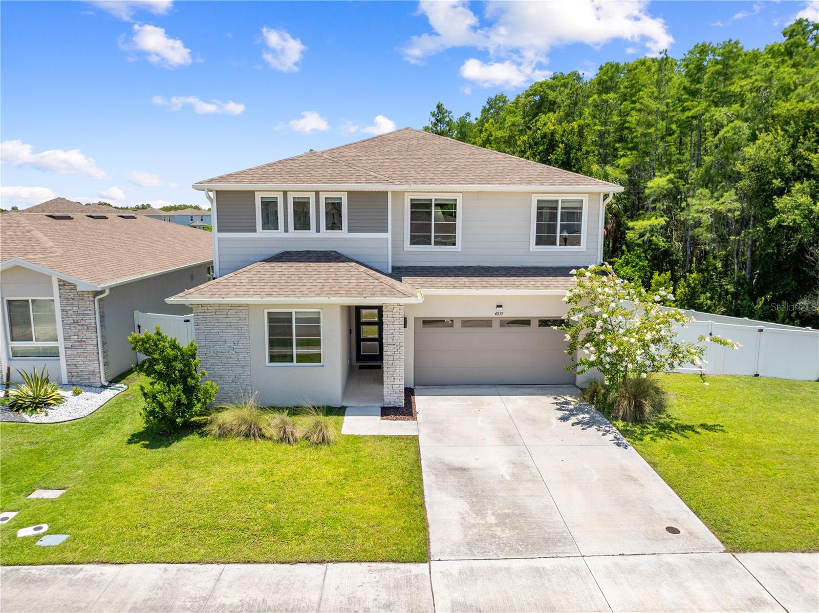4035 SOUTHERN VISTA LOOP