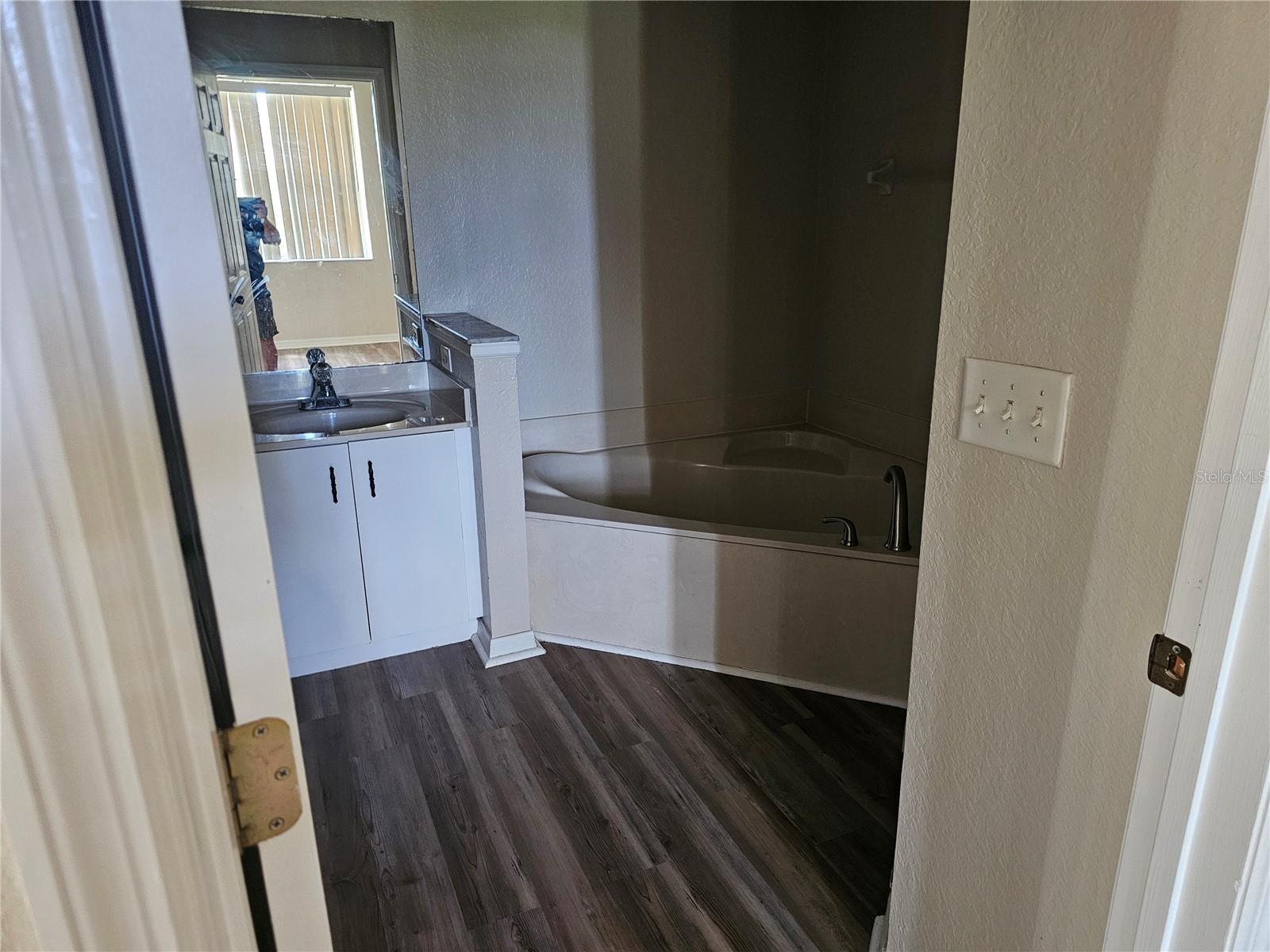 3201 Lake Marion Resort Cir Property Photo 8