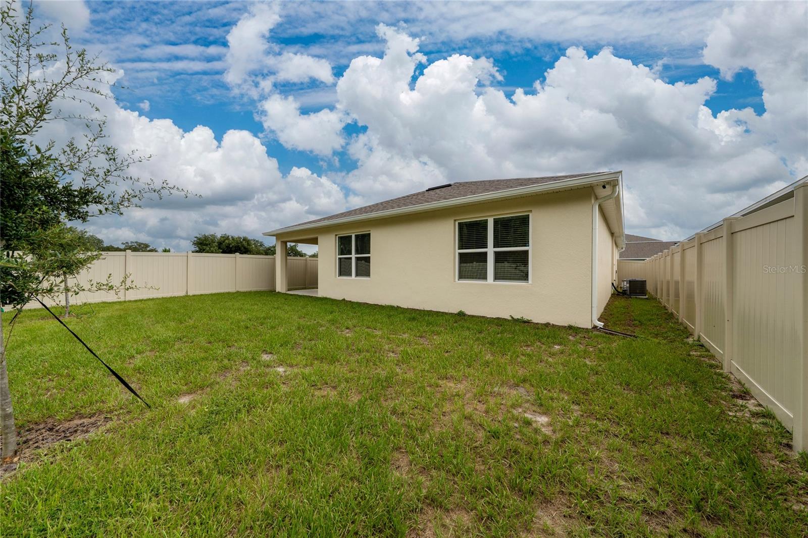 698 Park Place Blvd Property Photo 30