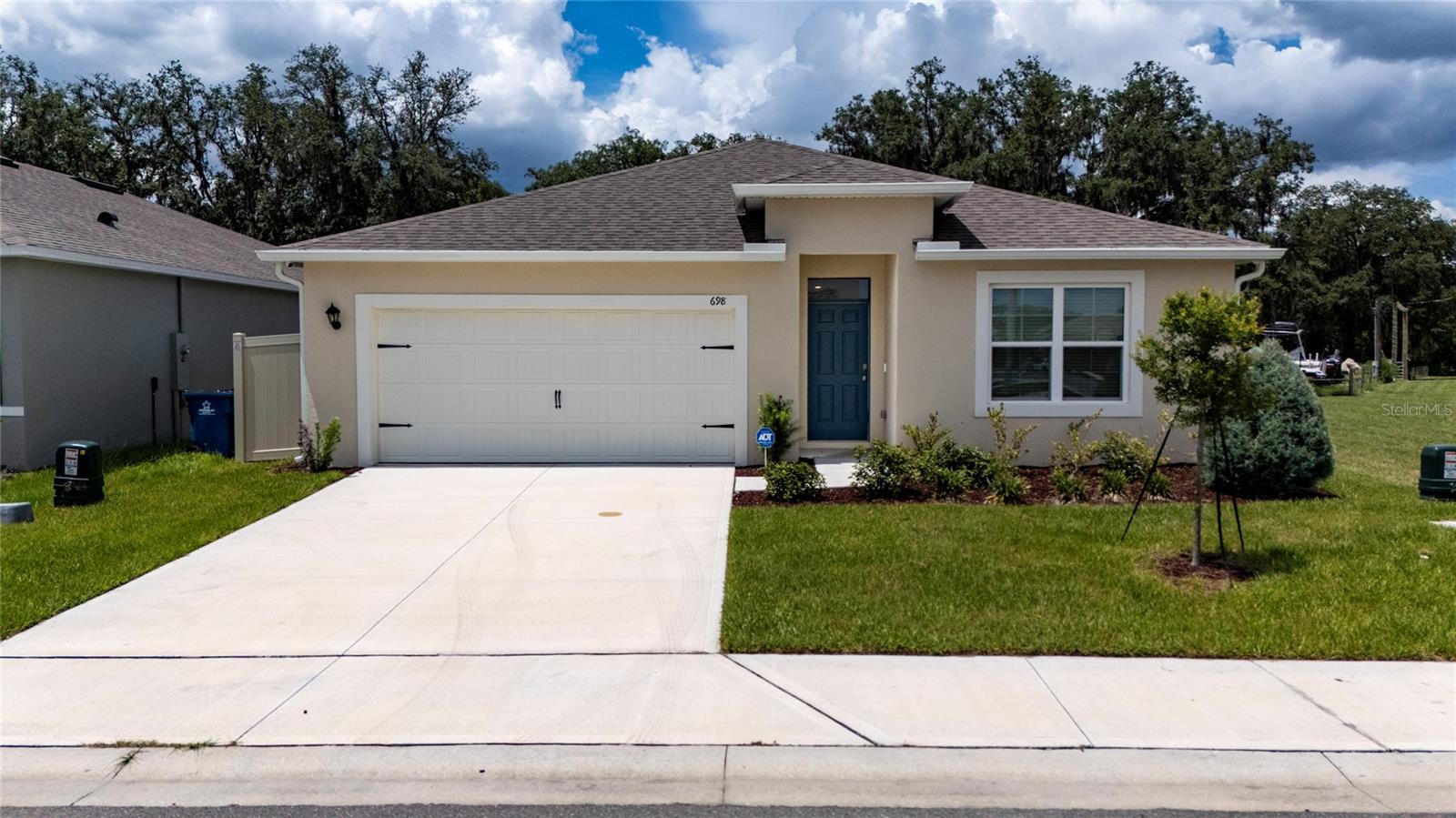 698 Park Place Blvd Property Photo 44