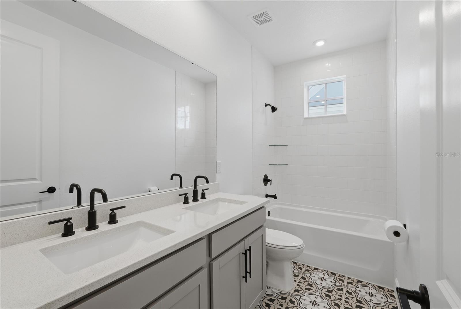 7565 Estuary Lake Loop Property Photo 28