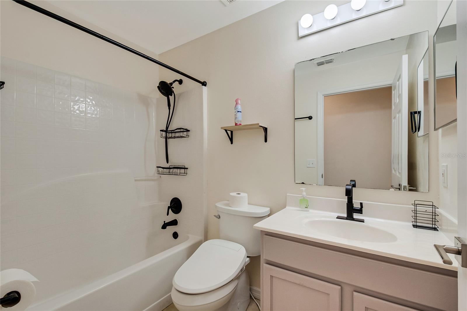 3216 Park Branch Ave Property Photo 8
