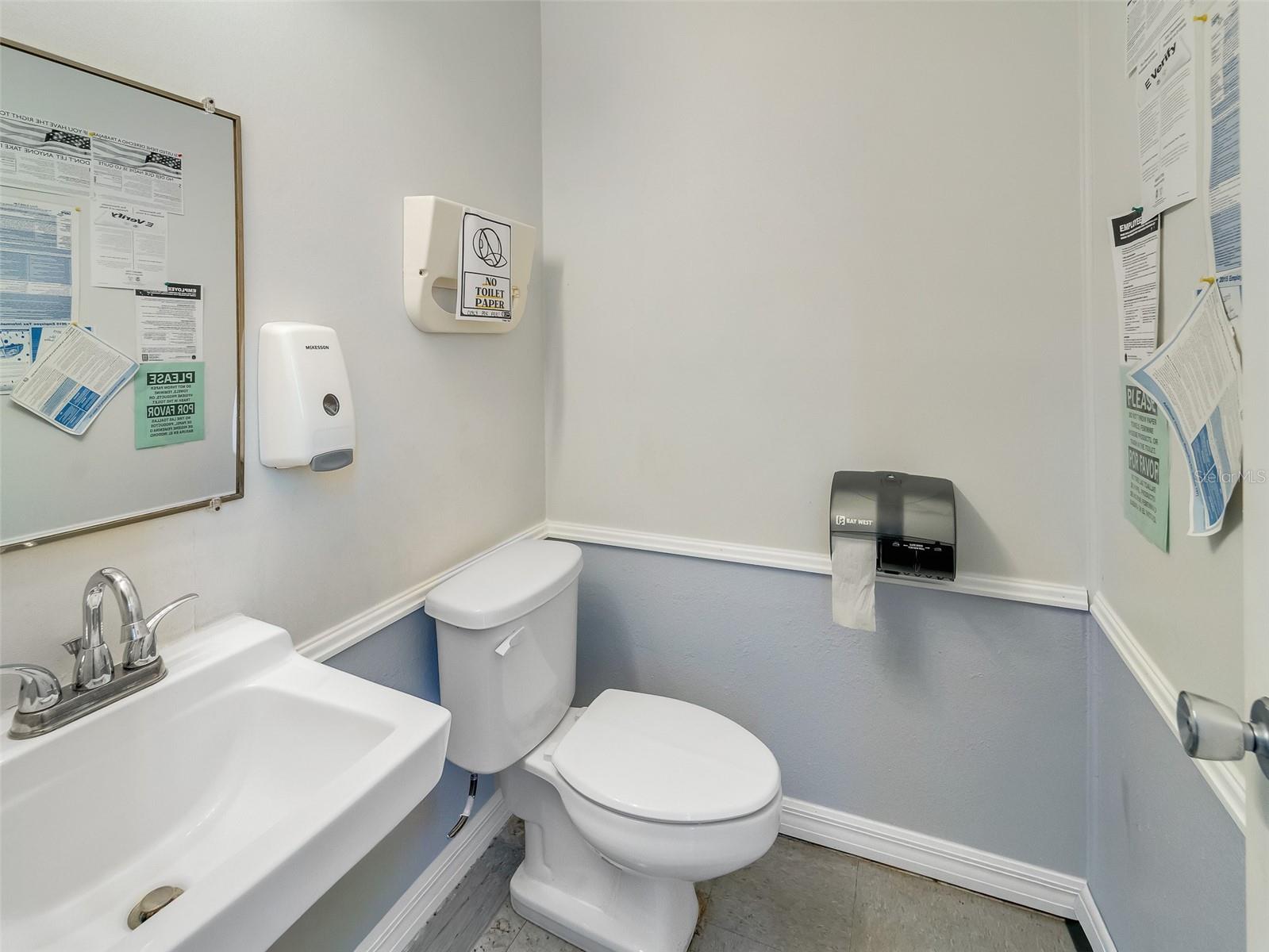 11183 S Orange Blossom Trl #103 / 102 Property Photo 23