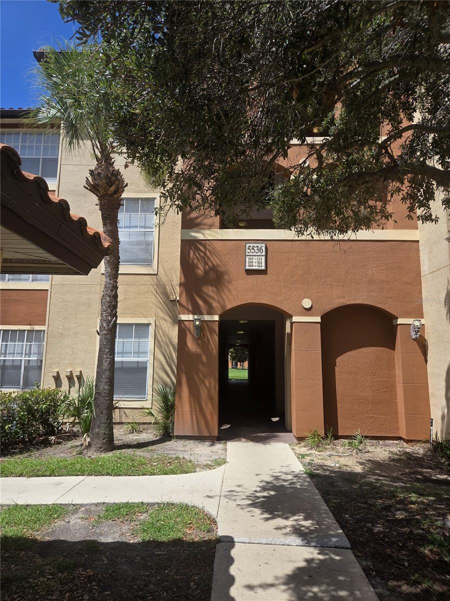 5536 METROWEST BLVD #8-109 Property Photo 1