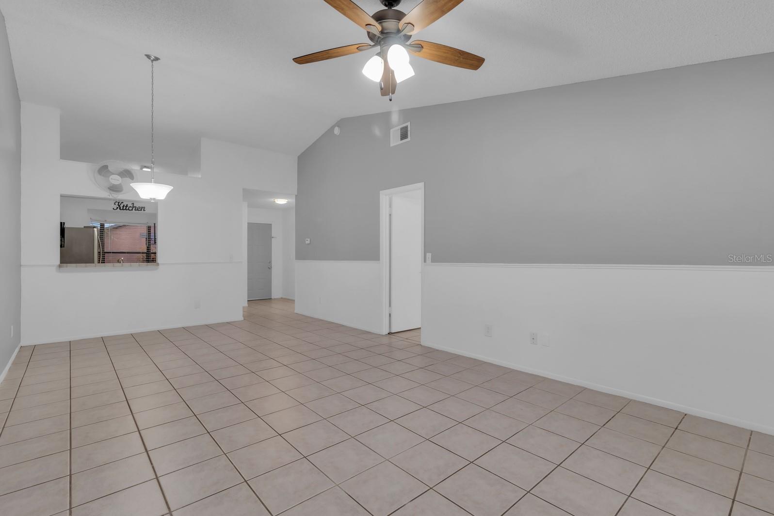 2432 King Oak Ct Property Photo 18