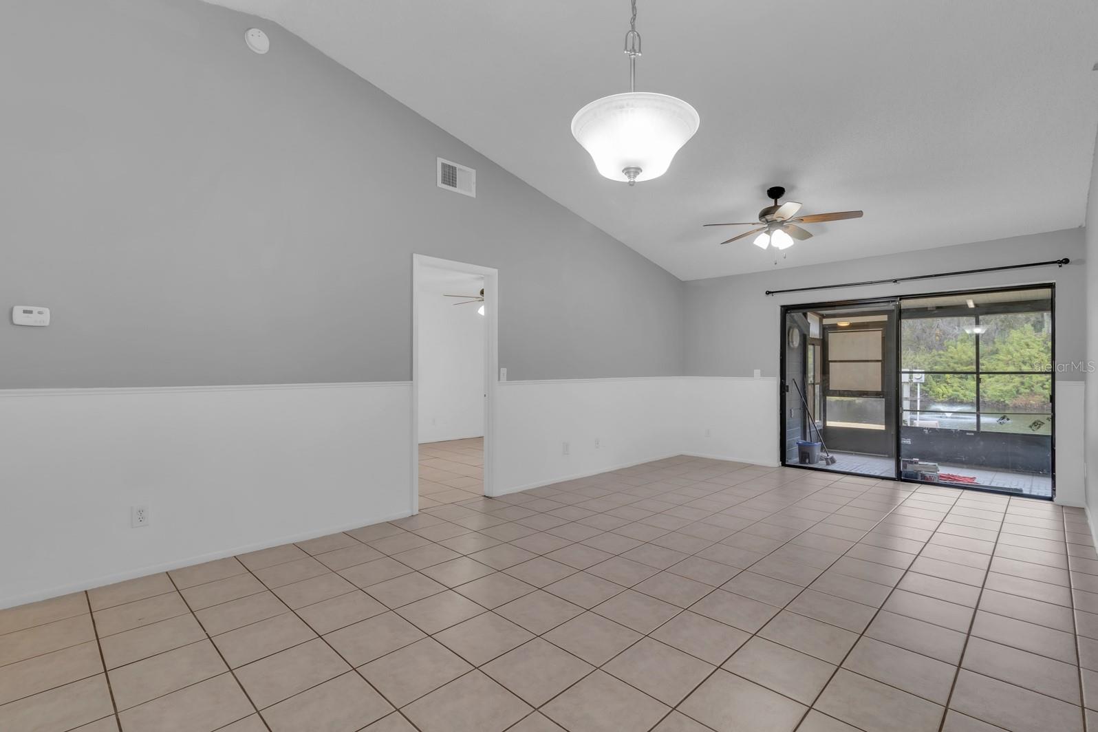 2432 King Oak Ct Property Photo 19