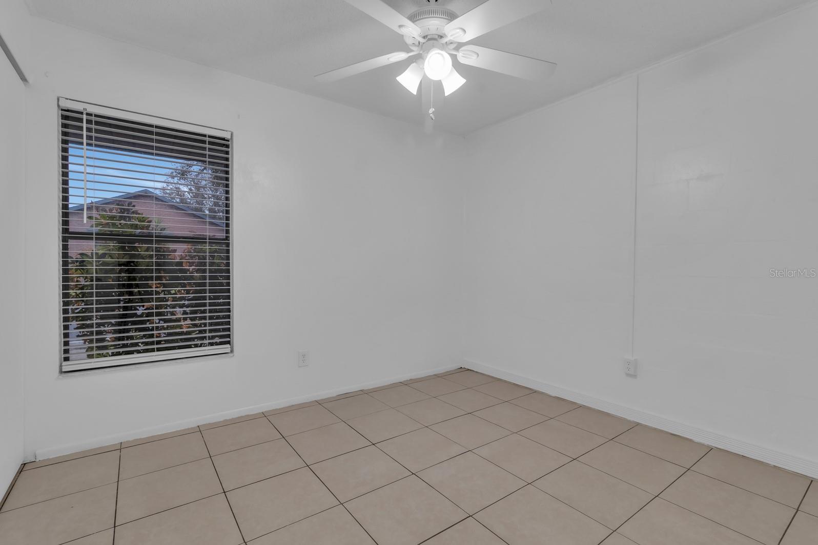 2432 King Oak Ct Property Photo 25
