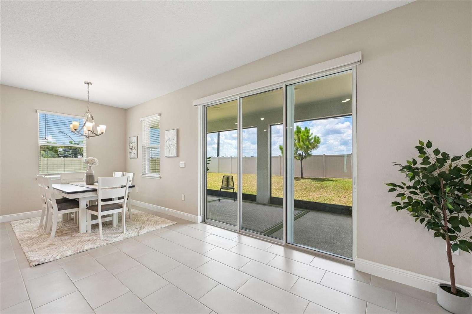 178 Mangrove Manor Dr Property Photo 11