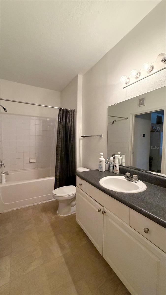 8849 Villa View Cir #302 Property Photo 8