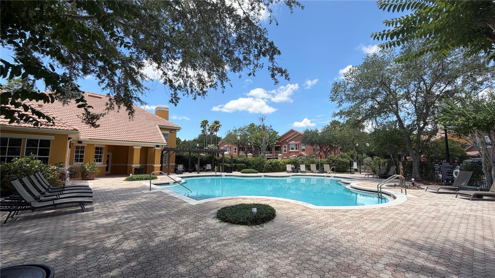 8849 Villa View Cir #302 Property Photo 16