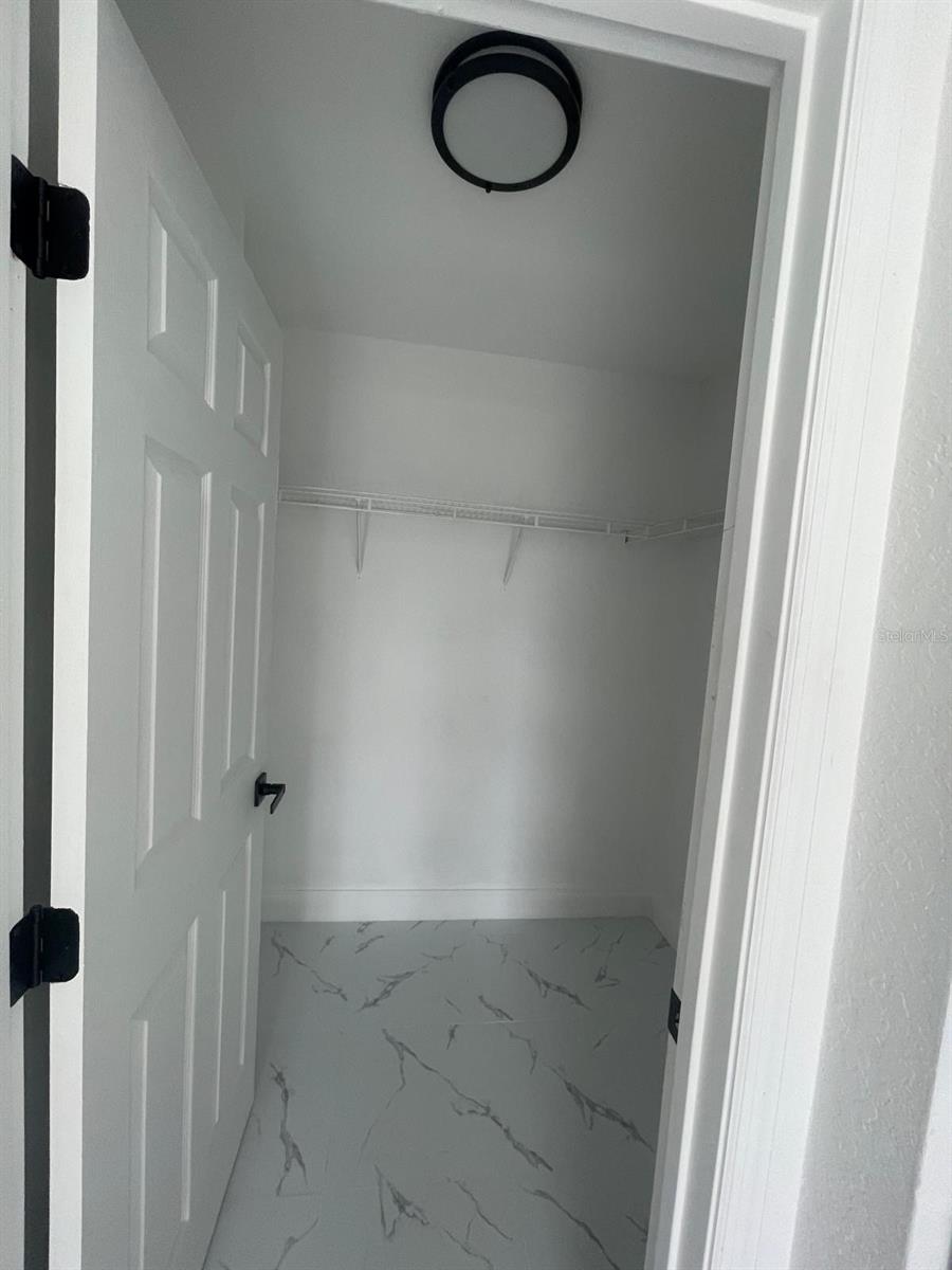 113 Teak Loop Property Photo 12