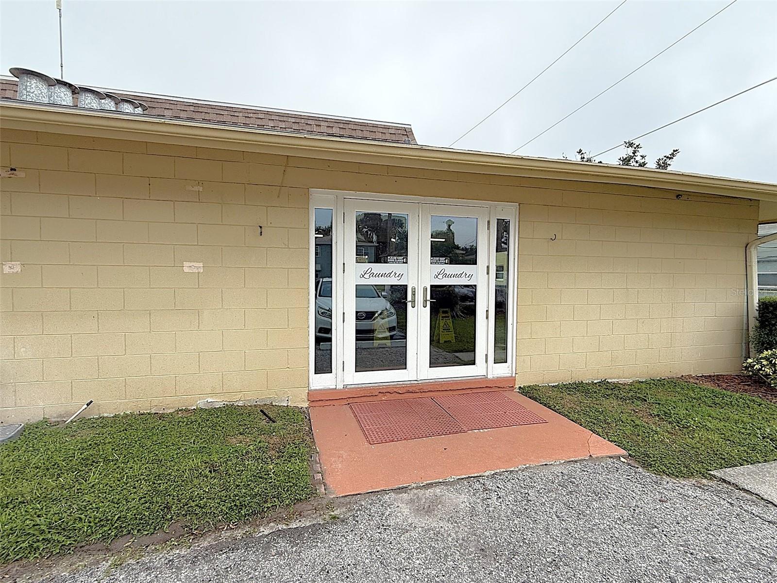 733 Michigan Ct #4 Property Photo 15
