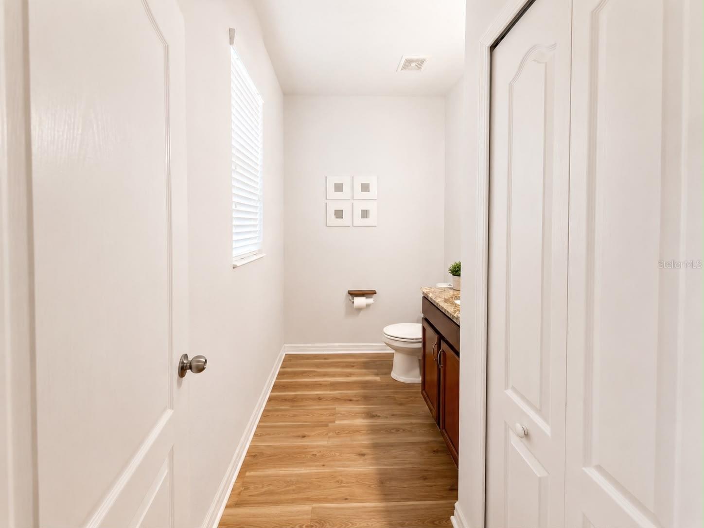 12820 Strode Ln Property Photo 13
