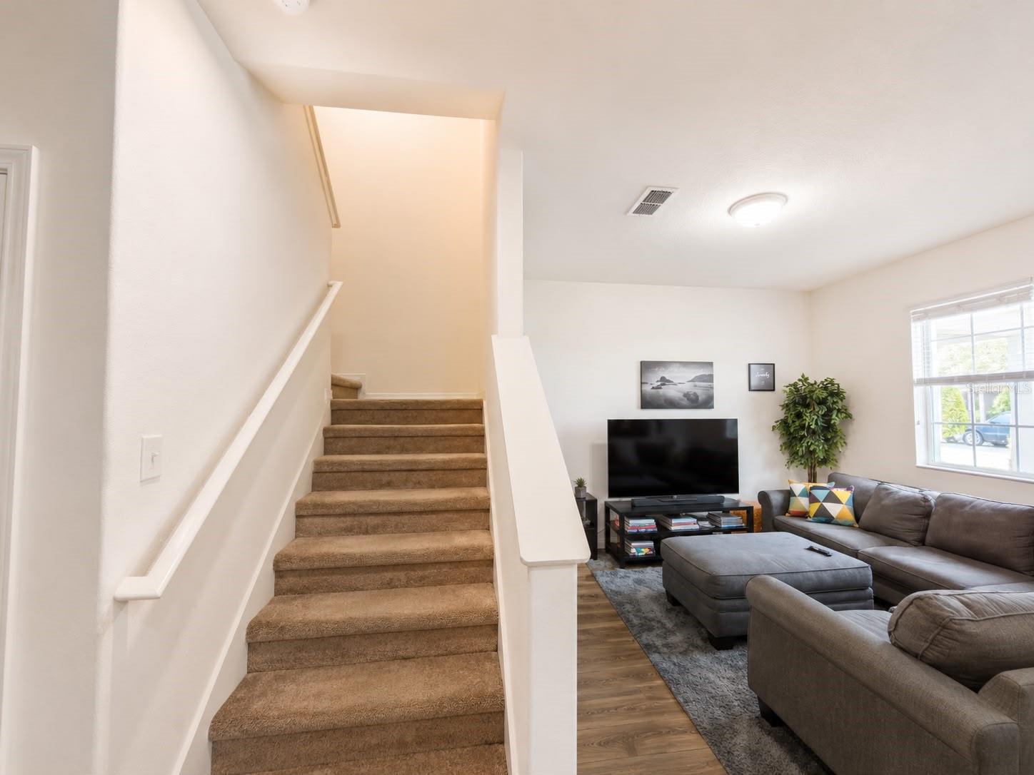 12820 Strode Ln Property Photo 15