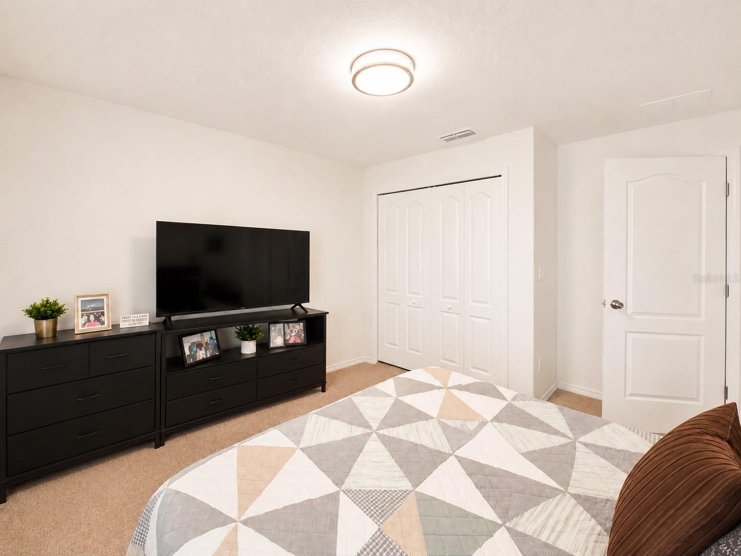 12820 Strode Ln Property Photo 22