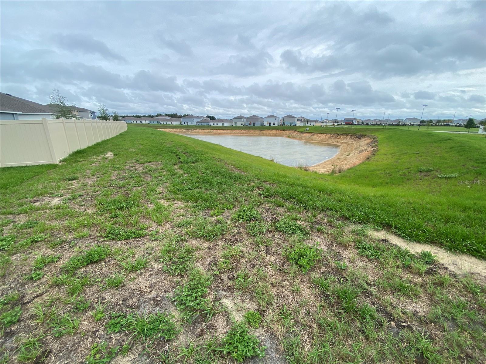 2125 Lasso Loop Property Photo 4