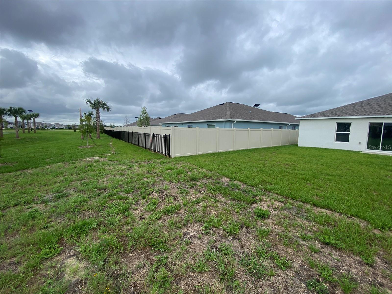 2125 Lasso Loop Property Photo 7