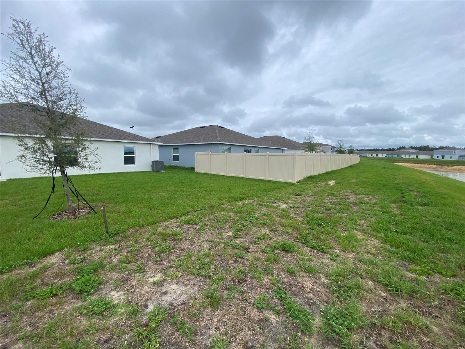 2125 Lasso Loop Property Photo 8