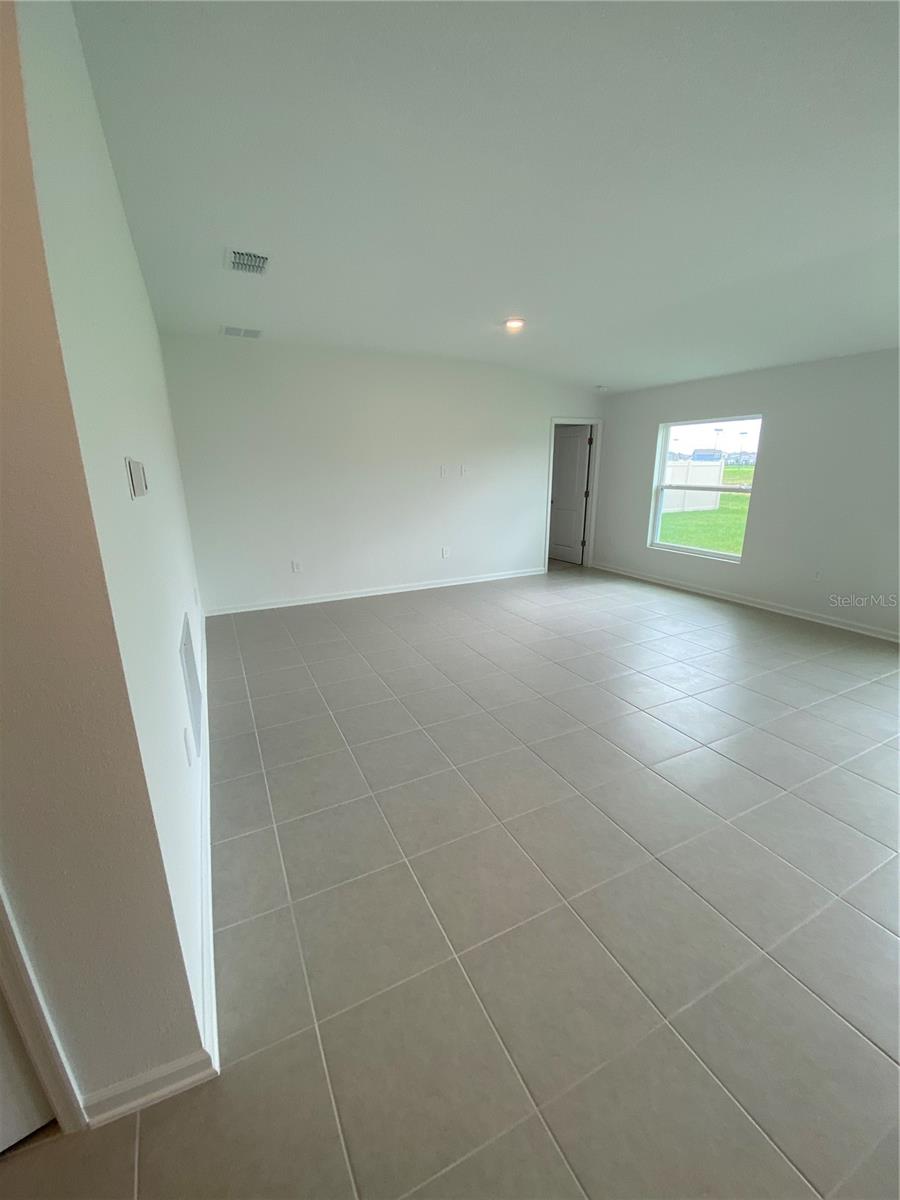 2125 Lasso Loop Property Photo 11