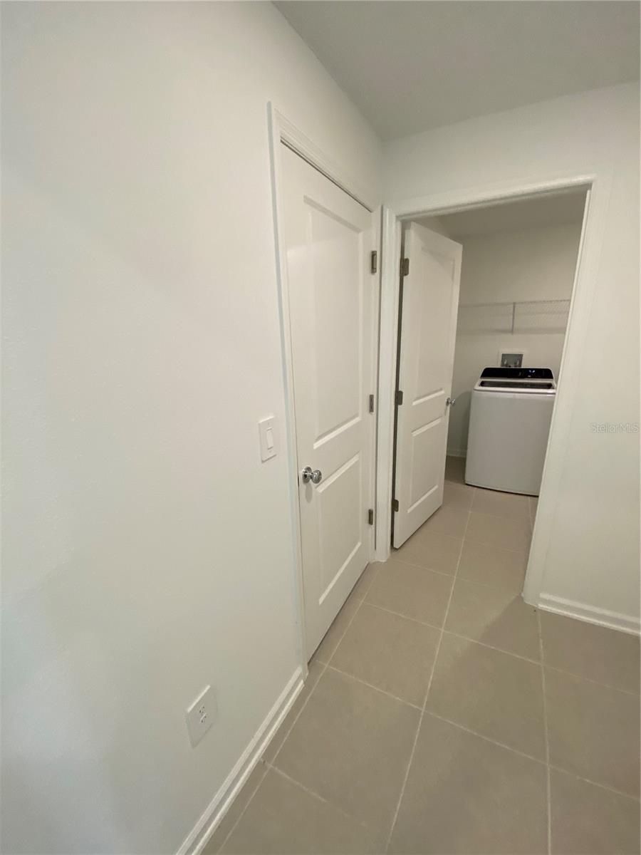 2125 Lasso Loop Property Photo 31
