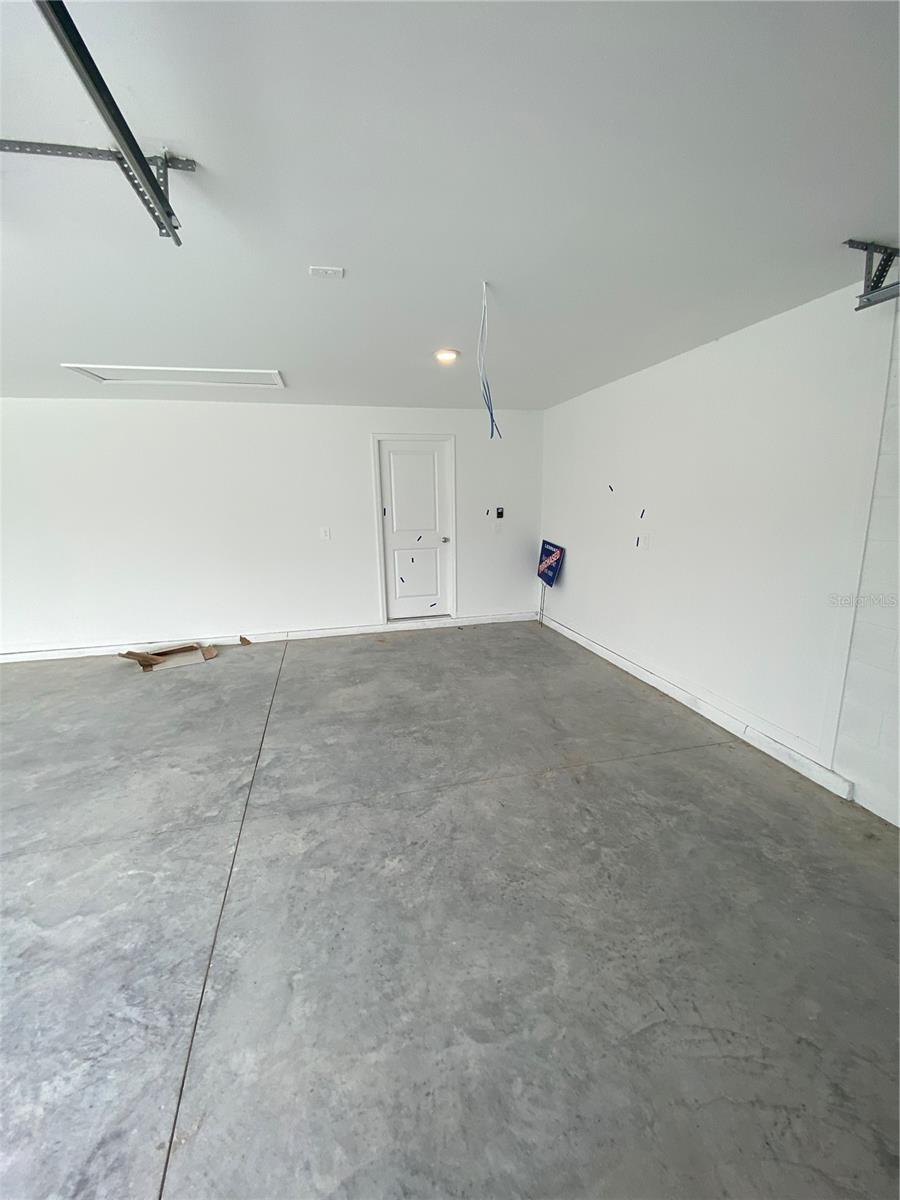 2125 Lasso Loop Property Photo 34