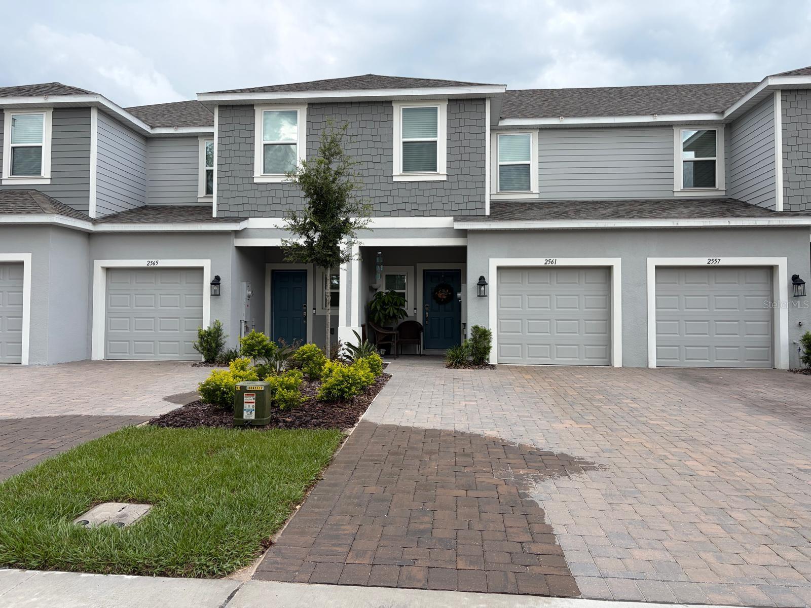 2561 Penguin Blvd Property Photo 1