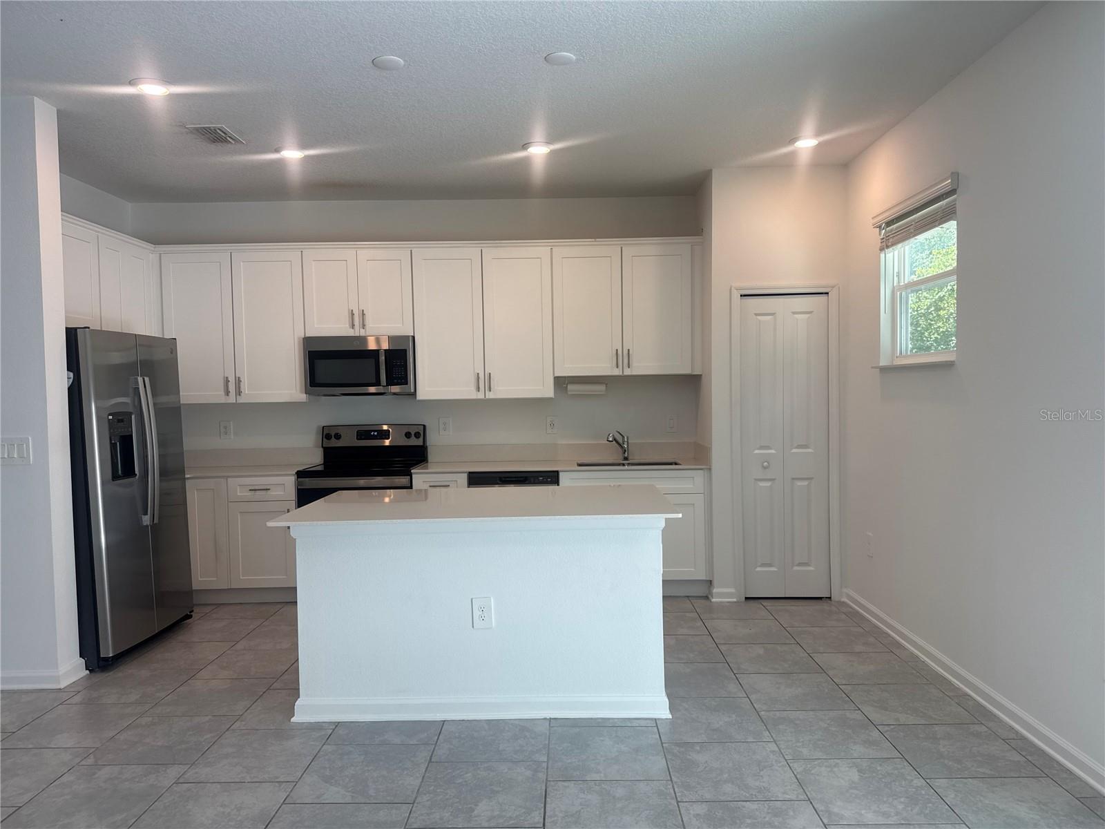 7580 Stone Creek Trl Property Photo 9