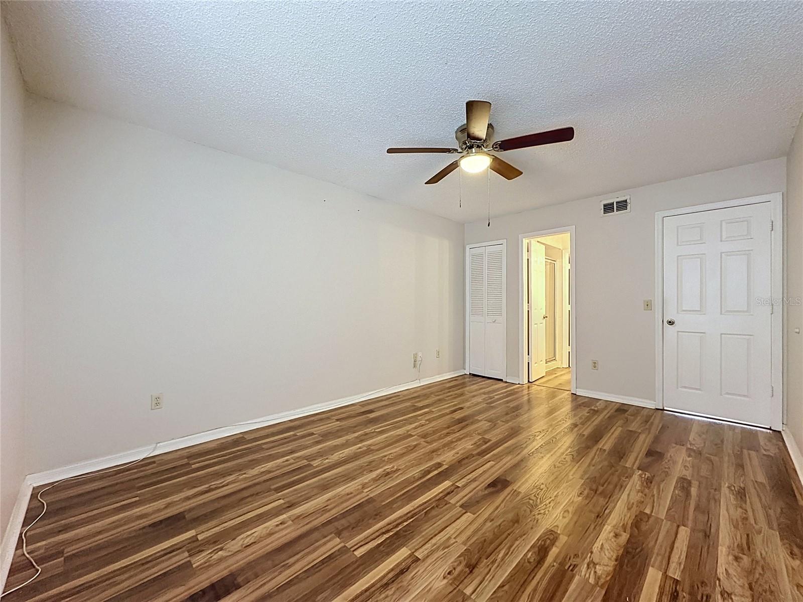 4817 Normandy Pl #105 Property Photo 22