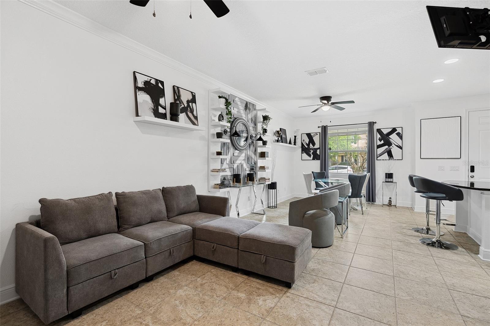 9956 Eagle Creek Center Blvd Property Photo 10