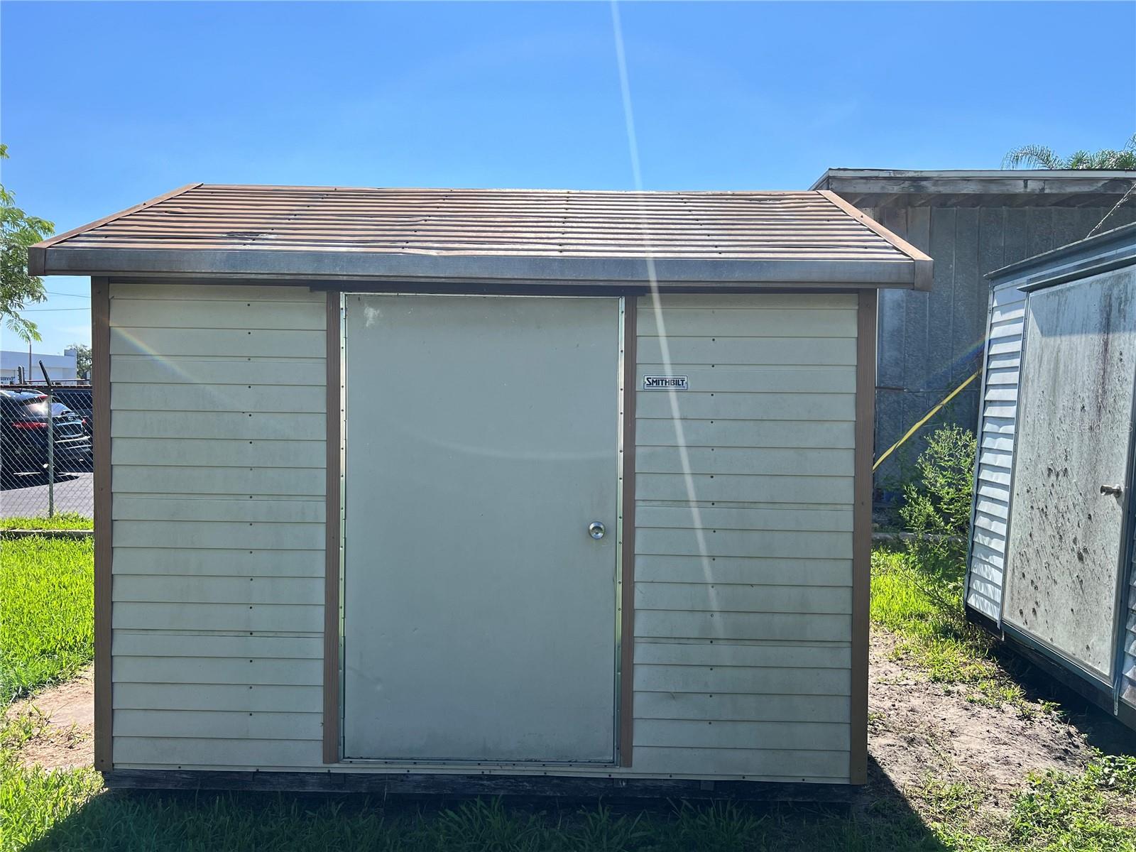104 Grace Ave Property Photo 7