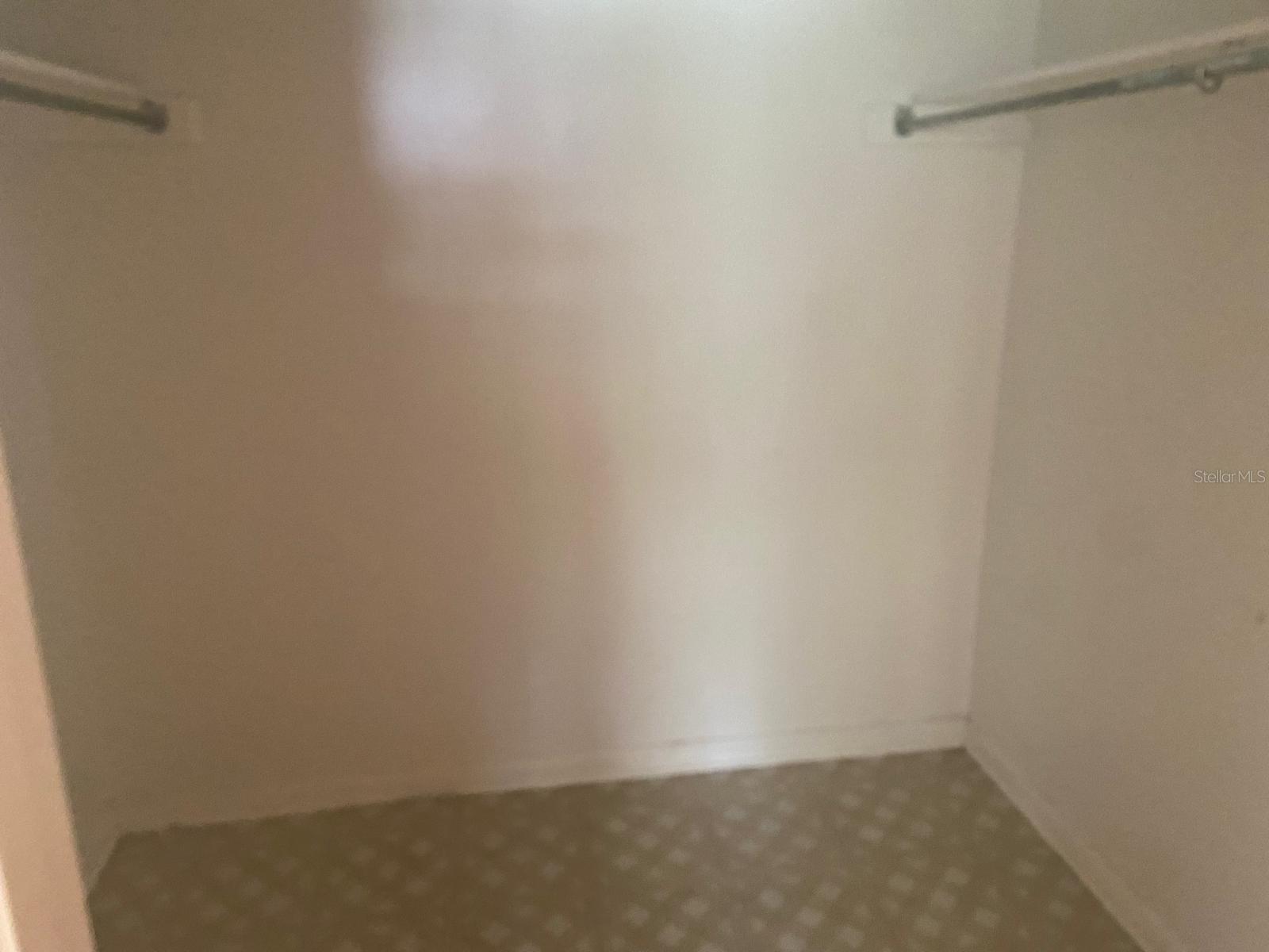 4059 S Linwood Ter Property Photo 12