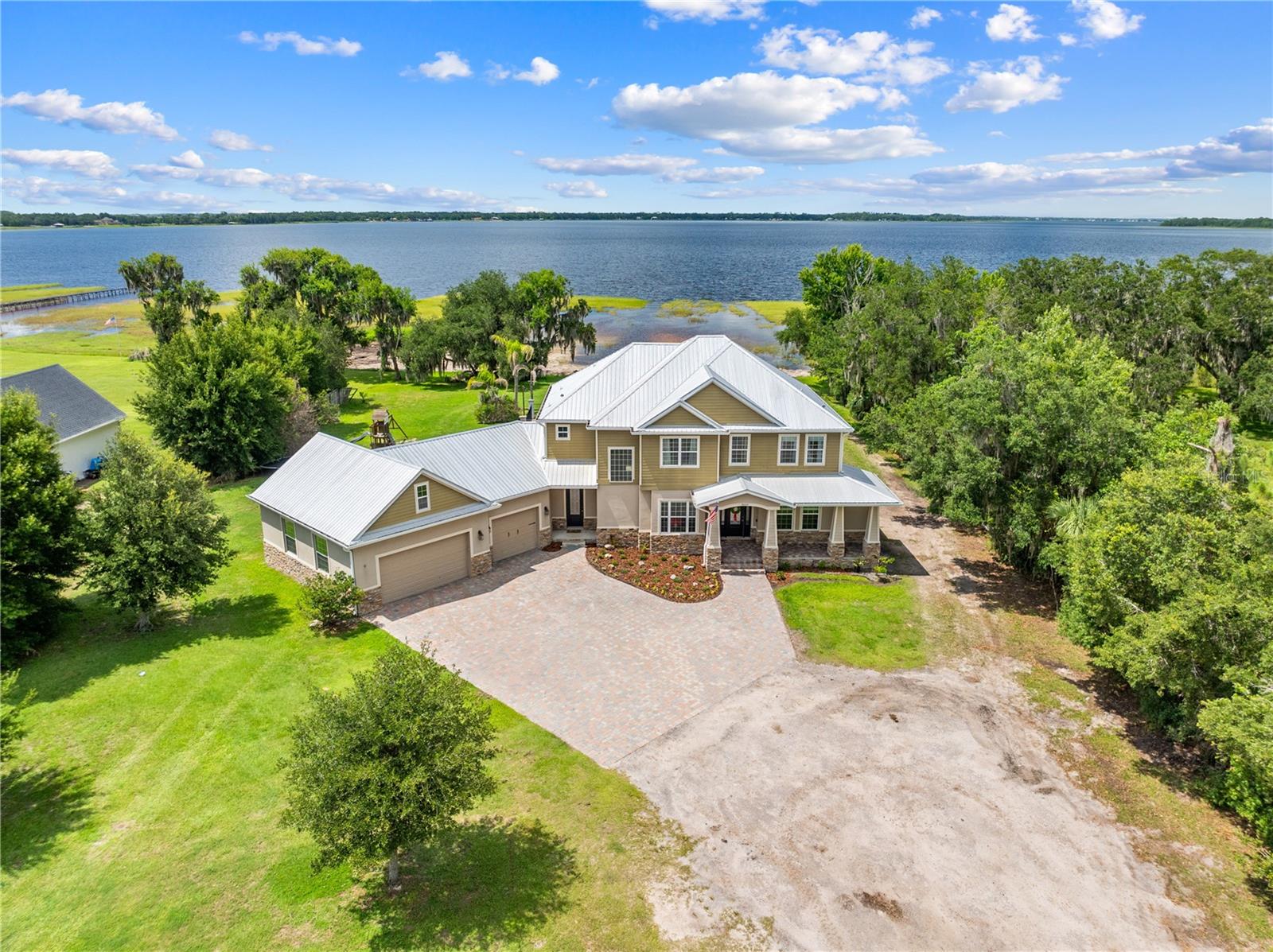 4664 Hickory Tree Ln Property Photo