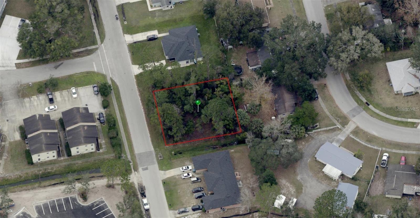 2251 Florida Dr Property Photo 2