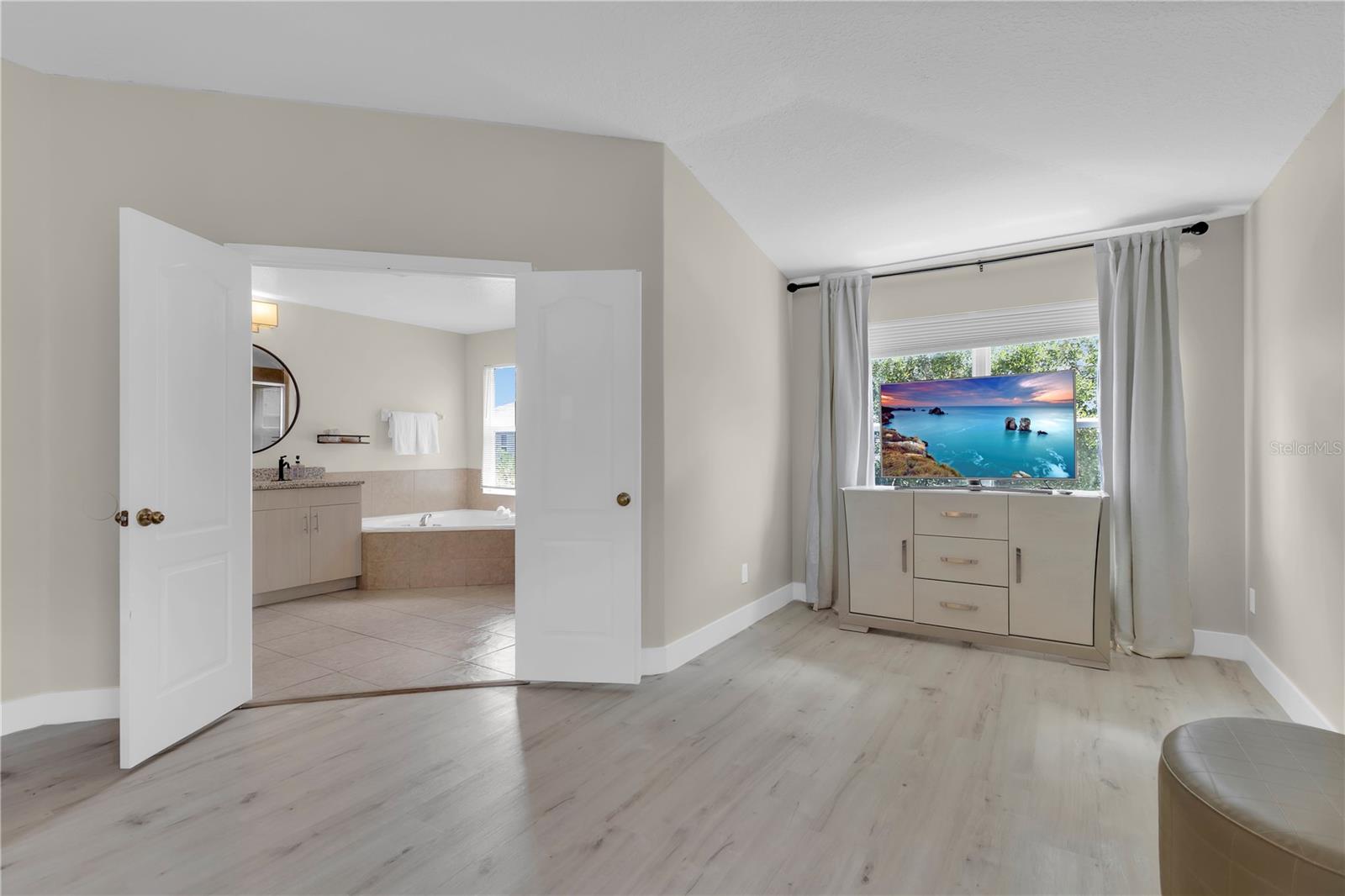 13051 Moss Park Ridge Dr Property Photo 33