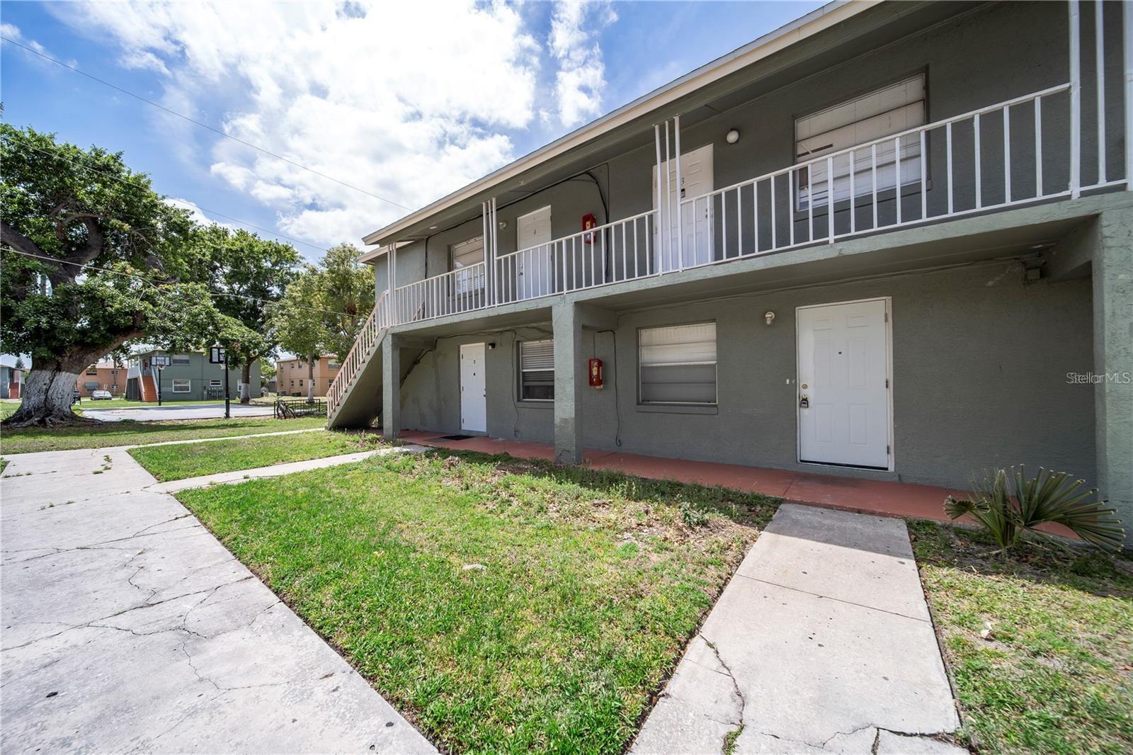 702 MICHIGAN CT #1 Property Photo 1