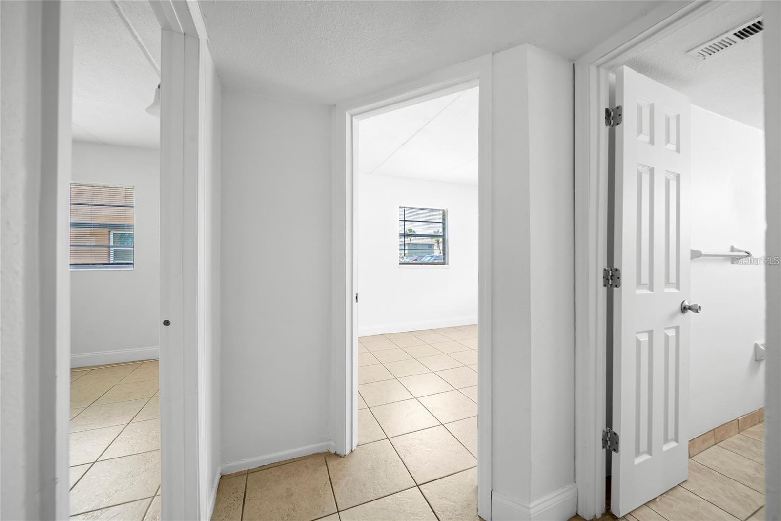 702 Michigan Ct #1 Property Photo 12
