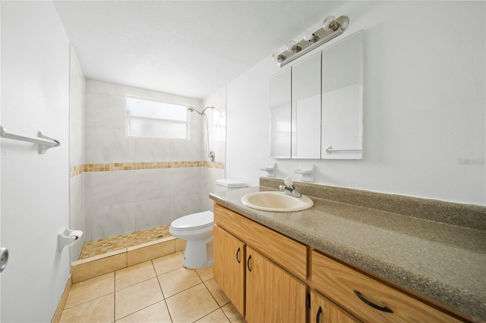 702 Michigan Ct #1 Property Photo 17