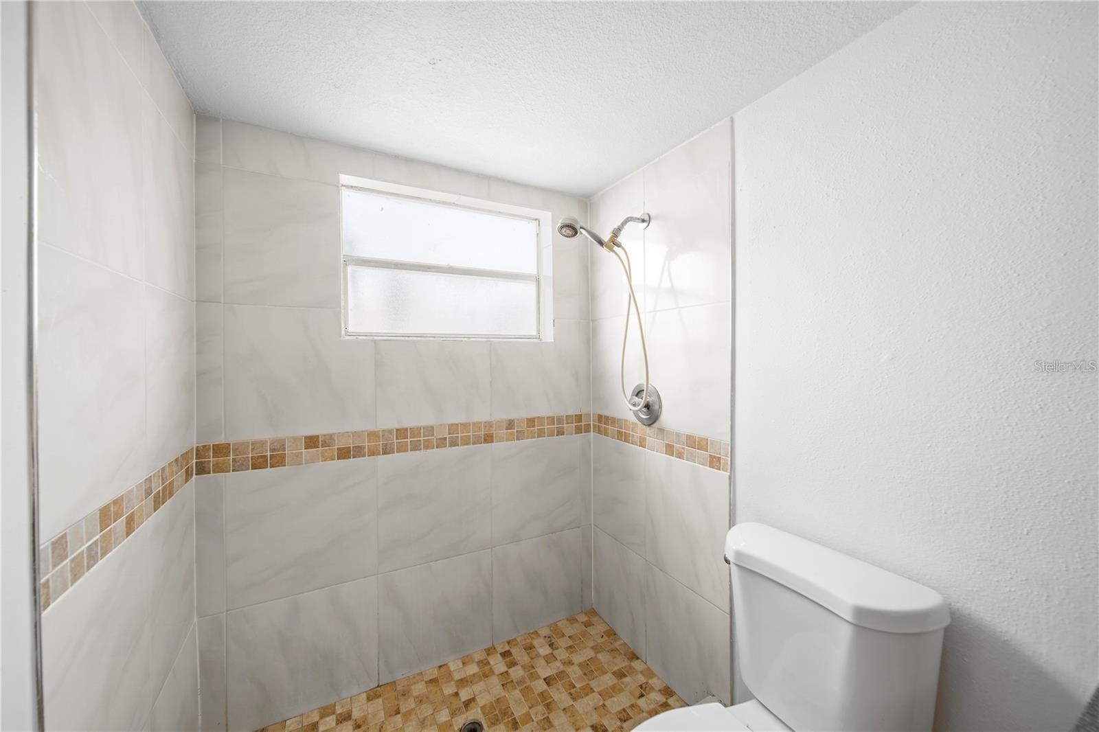 702 Michigan Ct #1 Property Photo 19