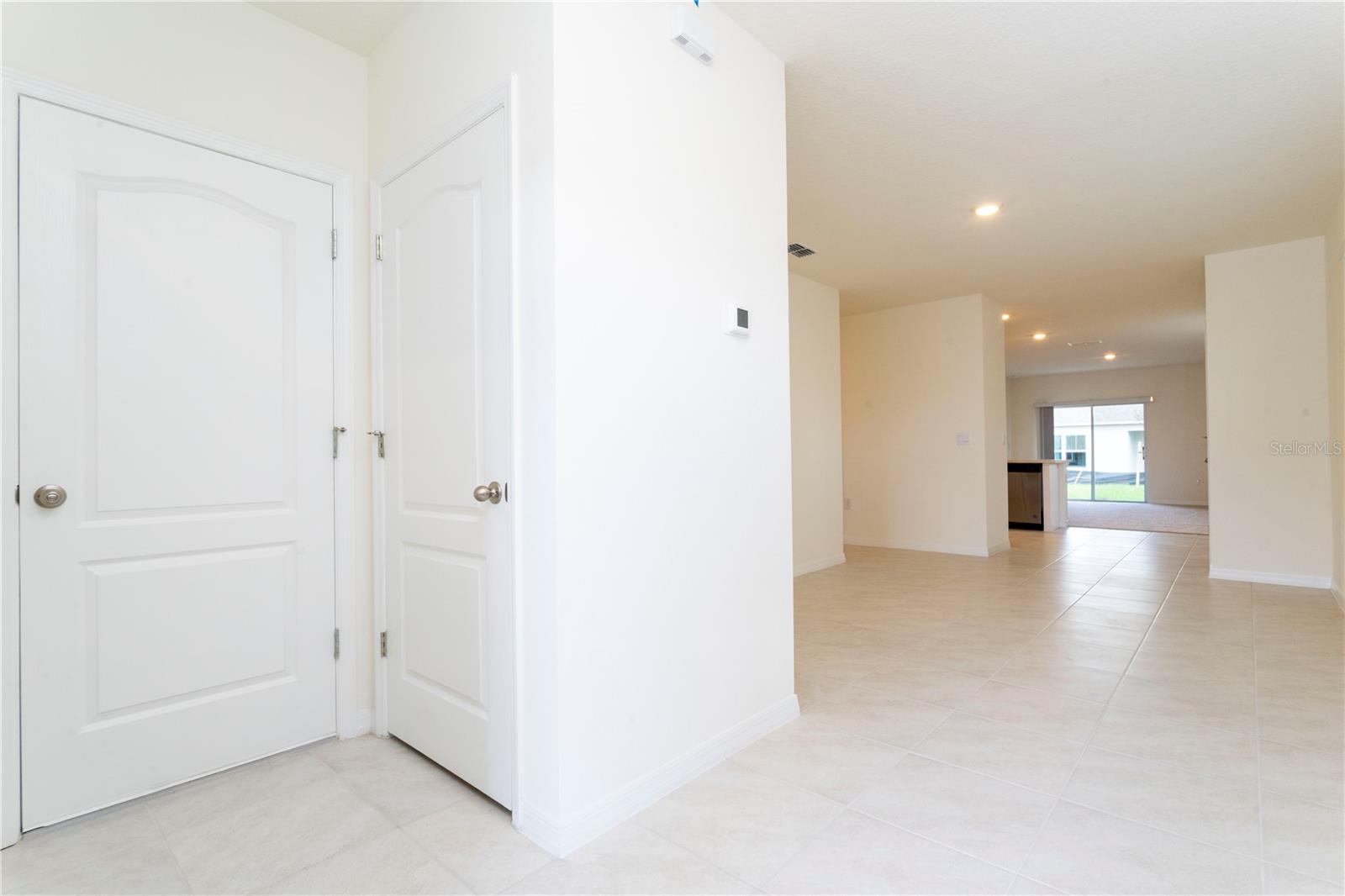 2847 Common Crane Ct Property Photo 6