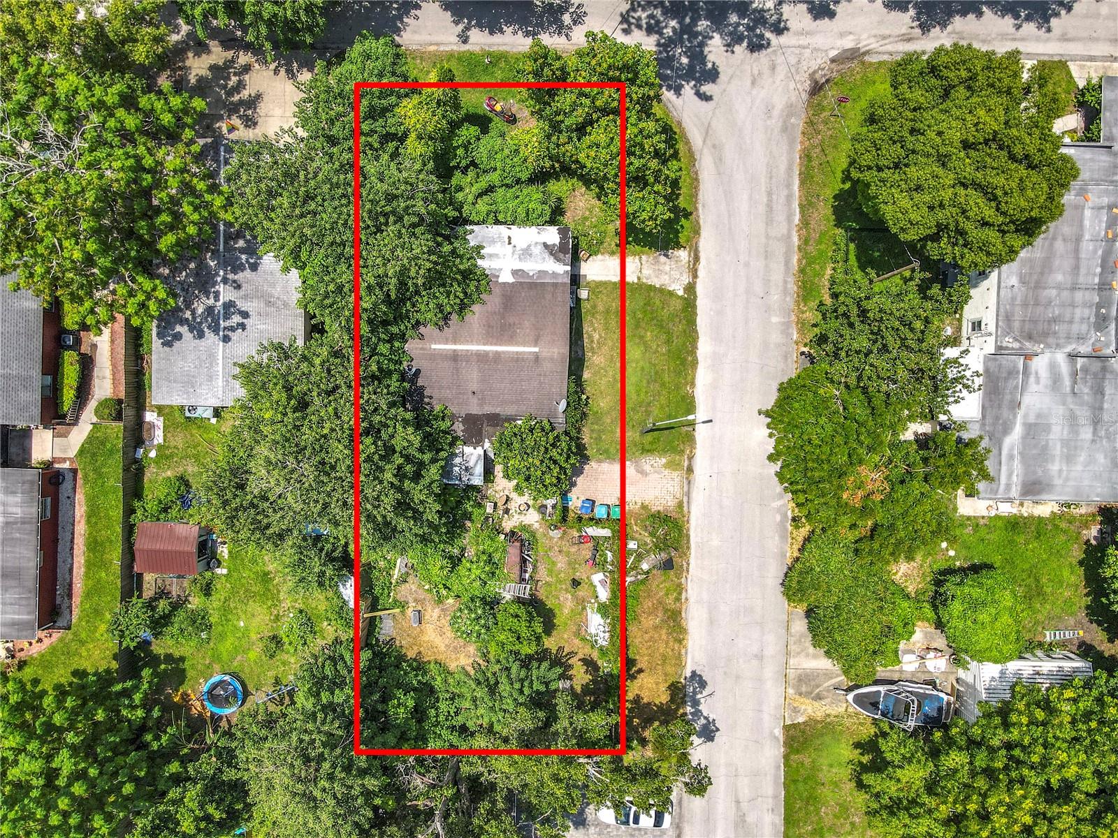 1906 Vine St Property Photo 5