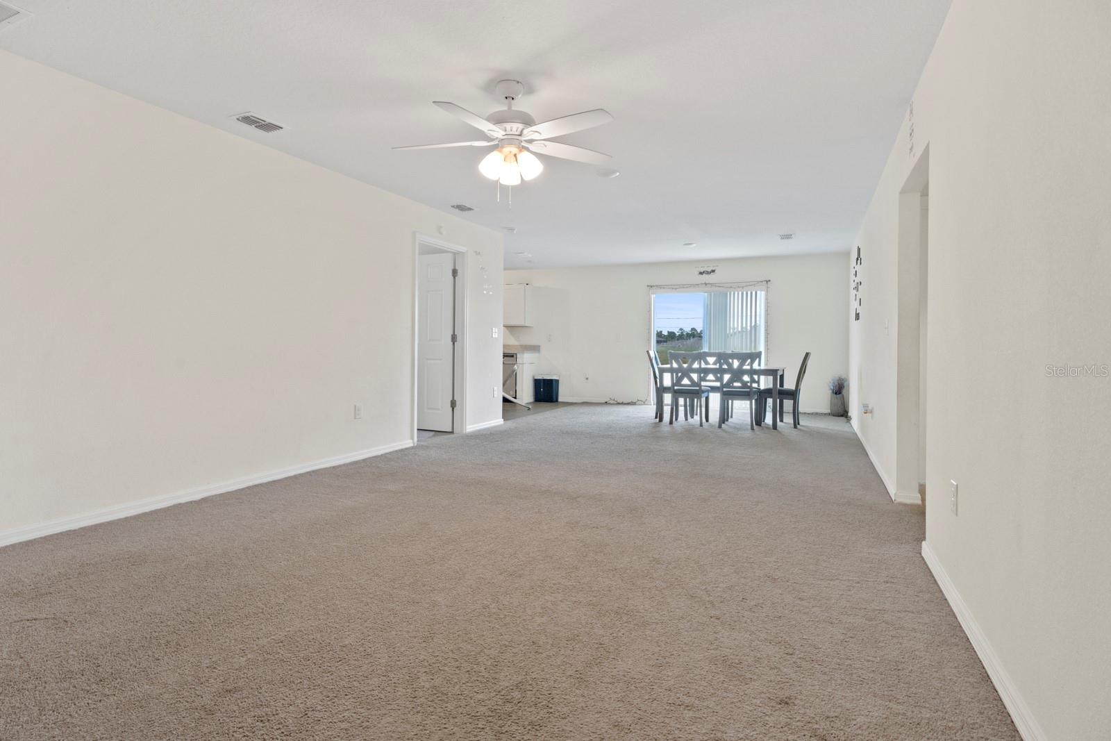 27 Magnolia Blossom Ln Property Photo 6