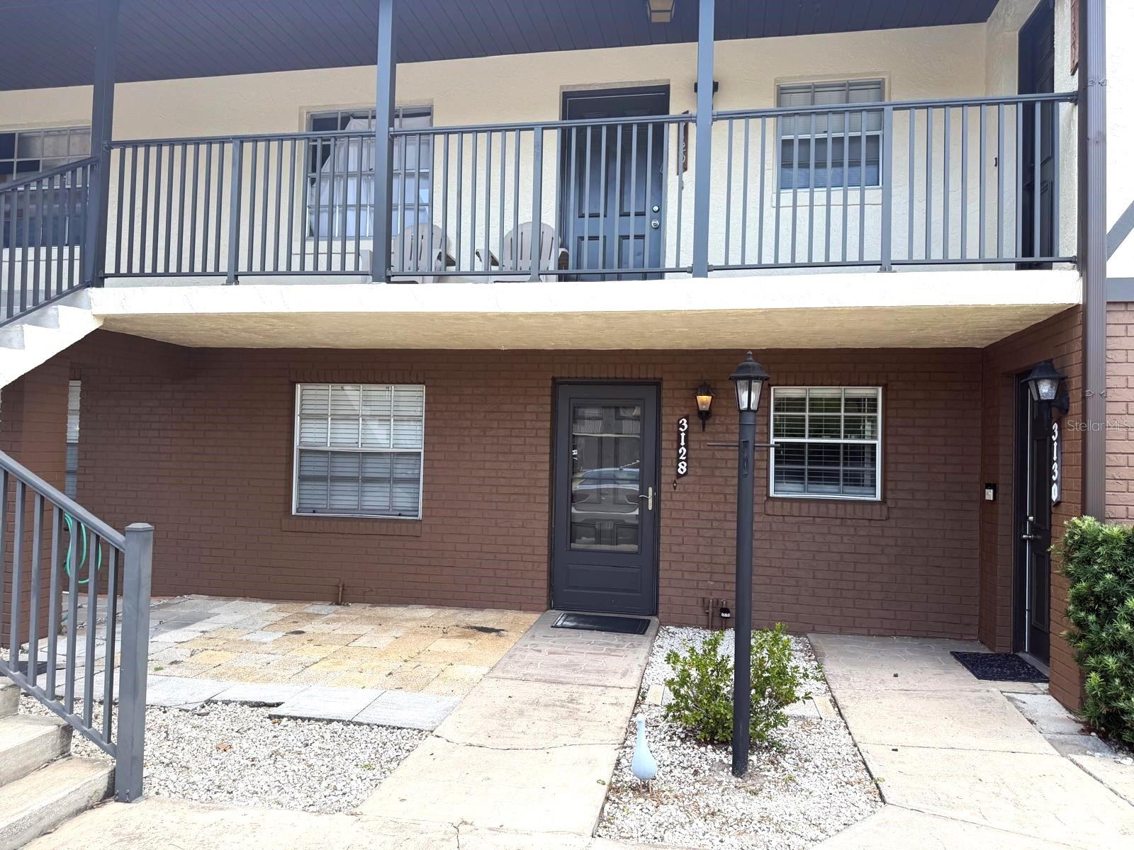 3128 Sir Hamilton Cir #4 Property Photo 1