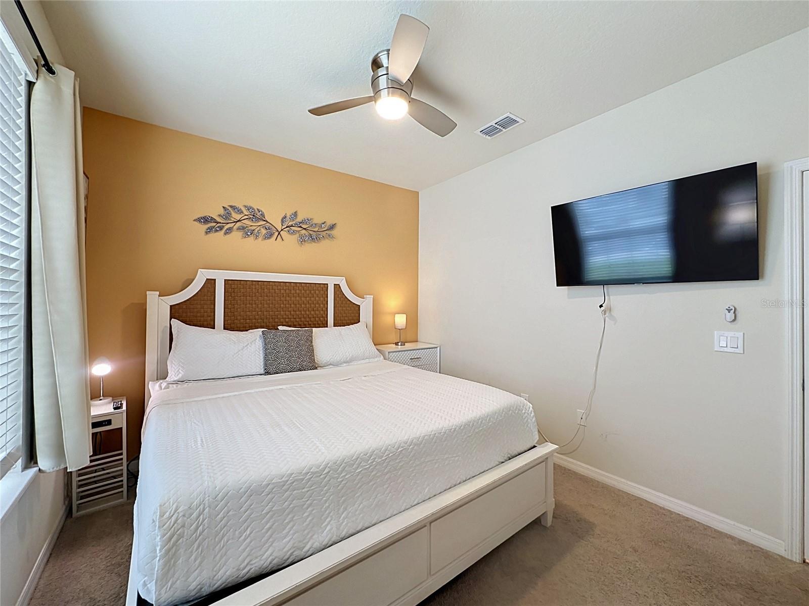 237 Jetty Way Property Photo 6