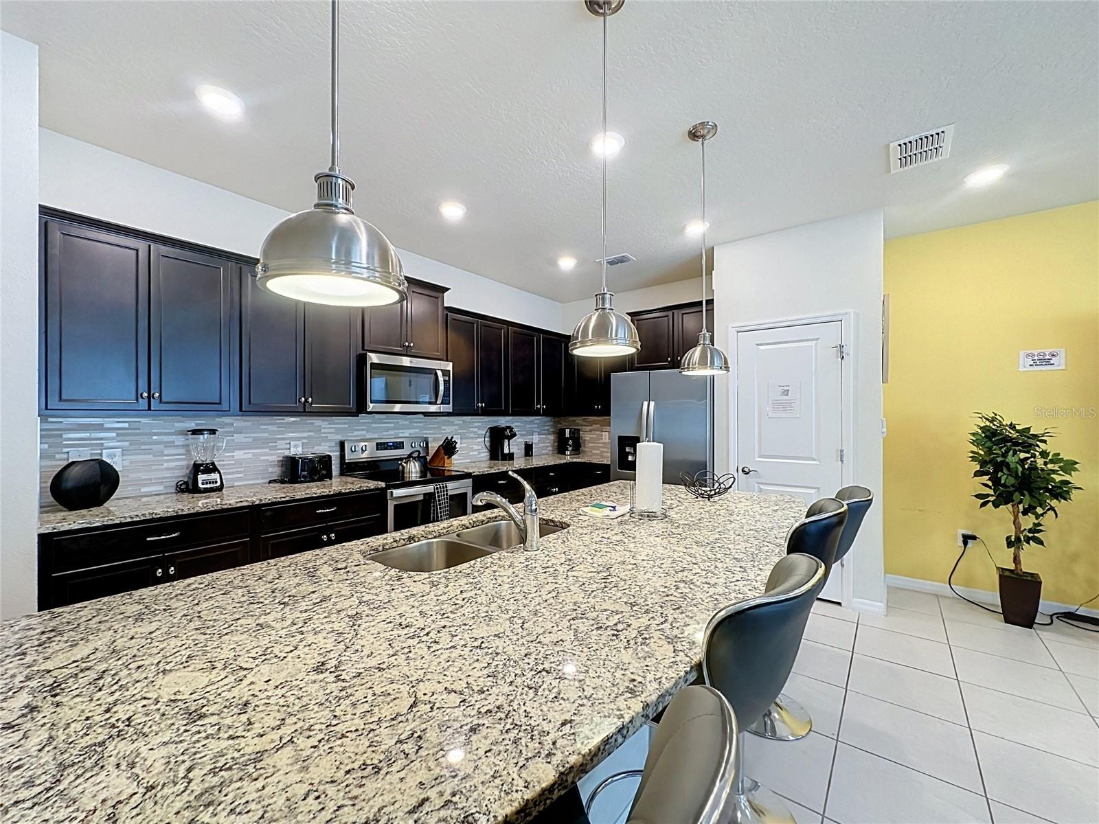 237 Jetty Way Property Photo 13