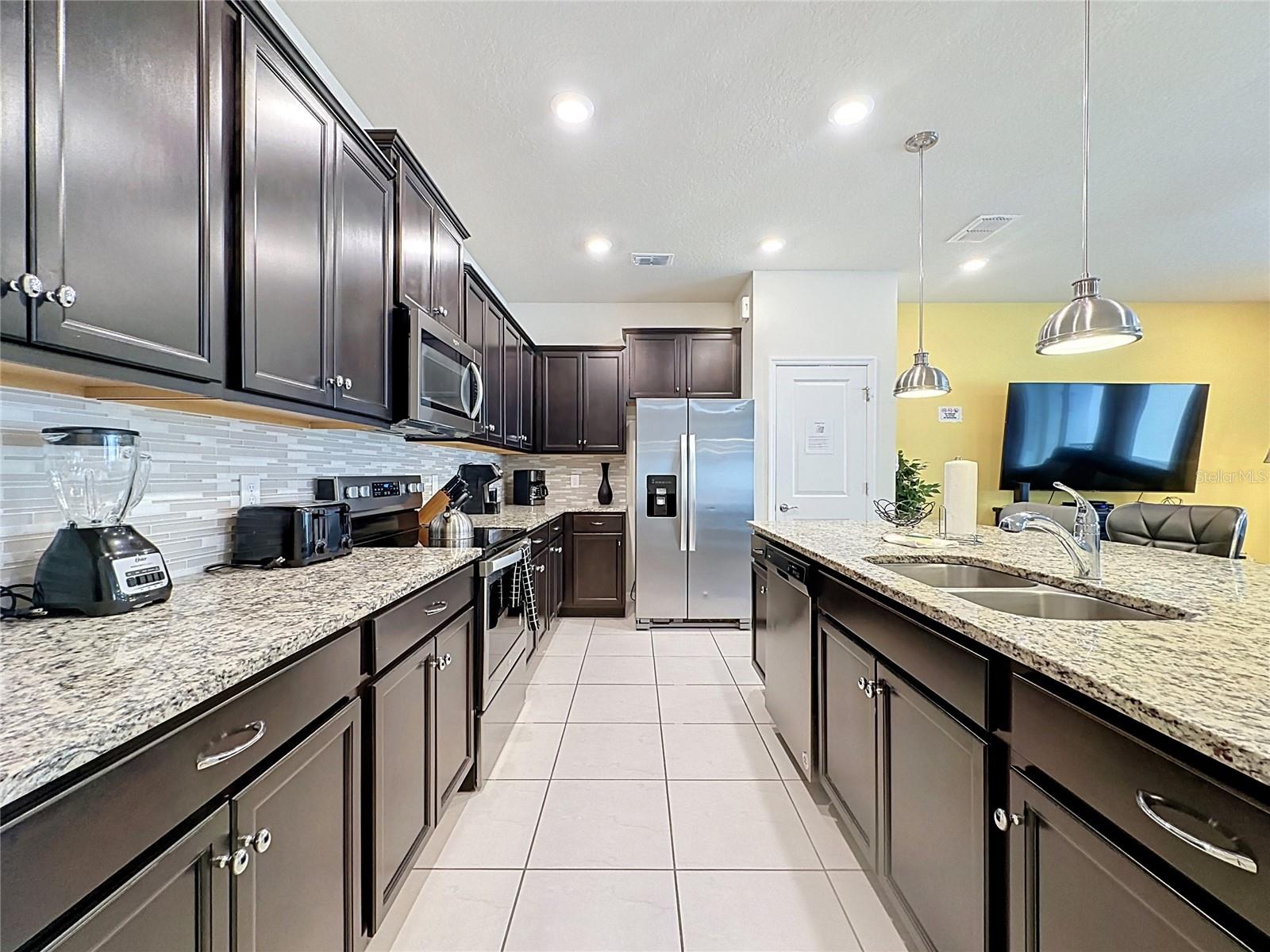 237 Jetty Way Property Photo 17