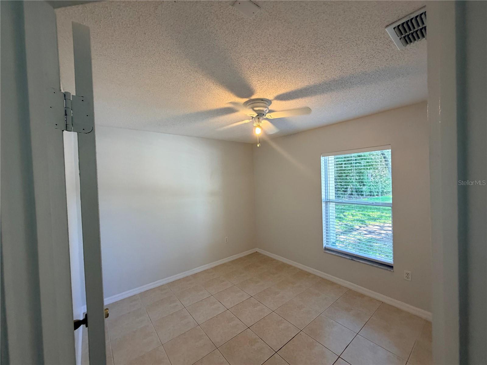 2411 Kam Ct Property Photo 5