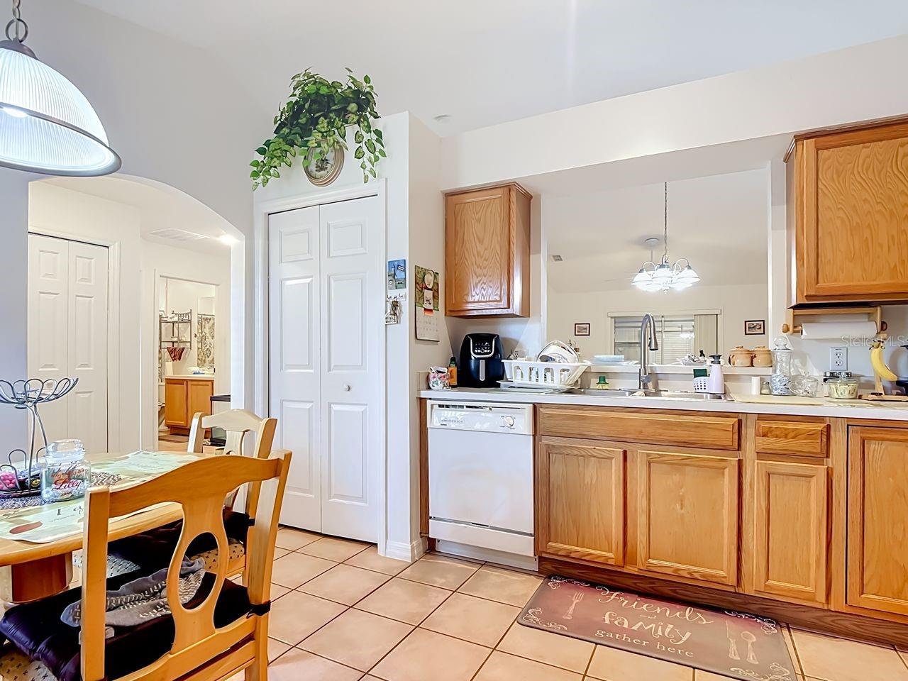3401 Celena Cir Property Photo 8
