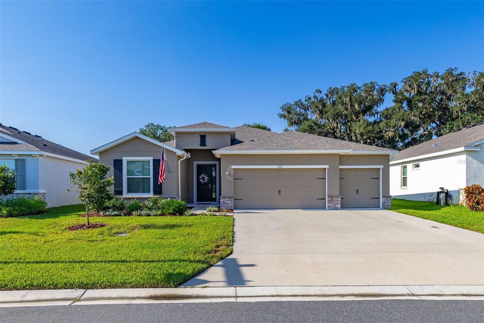 3512 Crooked River Dr Property Photo 1