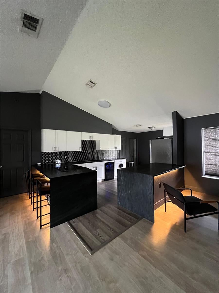 906 San Paulo Way Property Photo 8