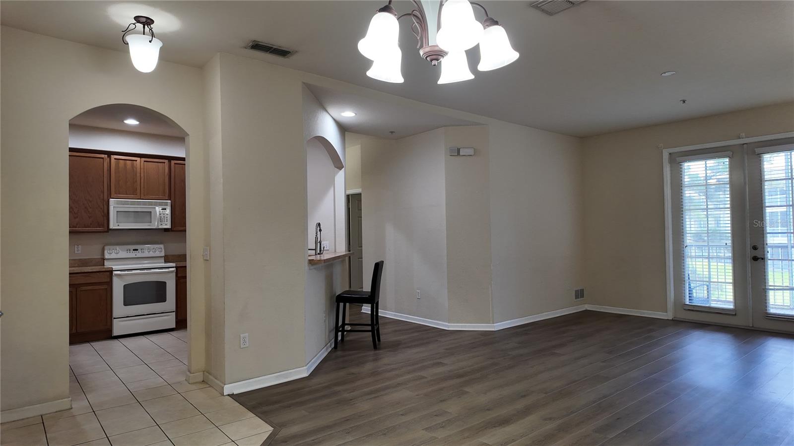 3051 Greystone Loop #206 Property Photo 5